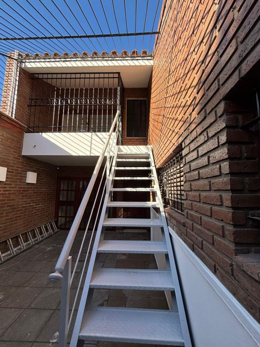 DEPARTAMENTO EN ALQUILER ALTA CORDOBA, FRAGUEIRO 2540, APTO VIVIENDA FAMILIAR
