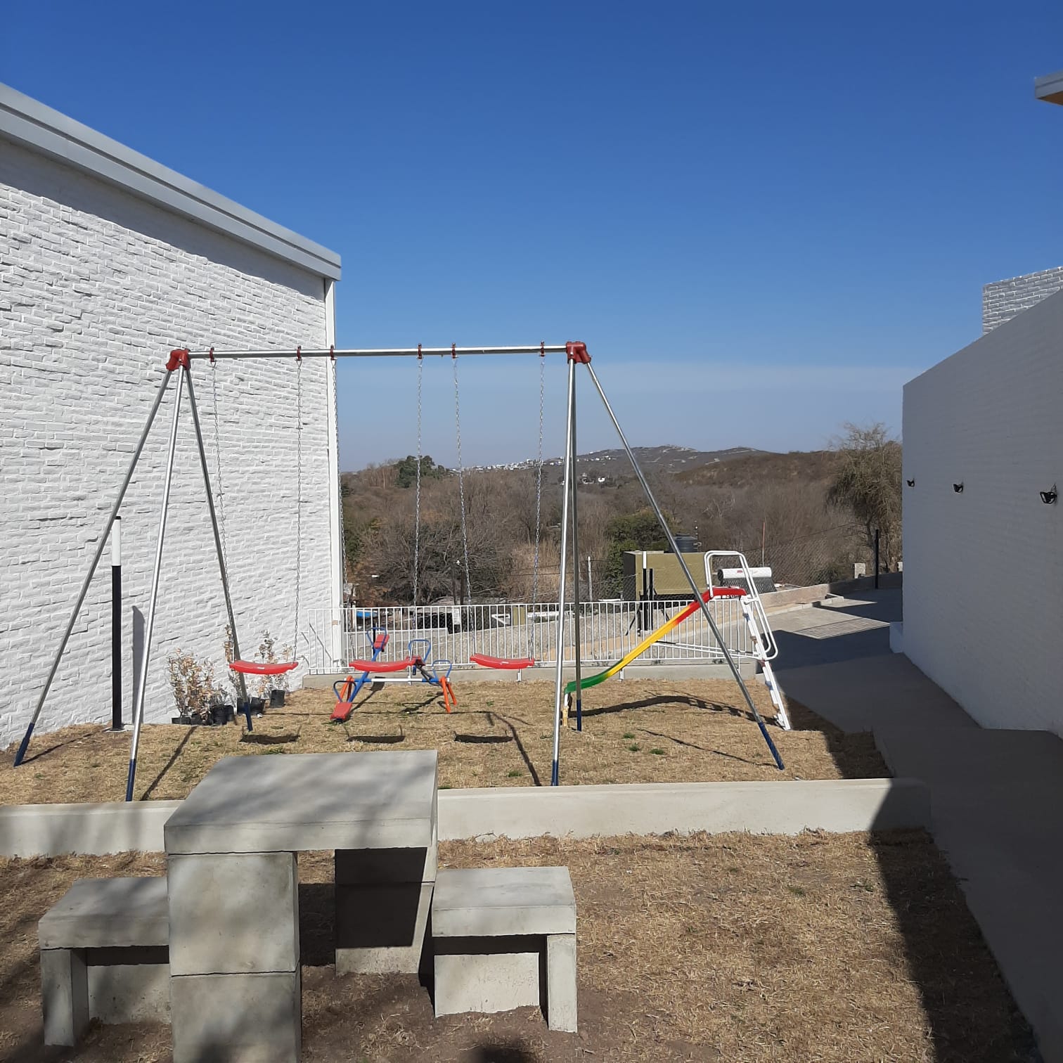 DUPLEX 2 DORMITORIOS EN ALQUILER VILLA ALLENDE