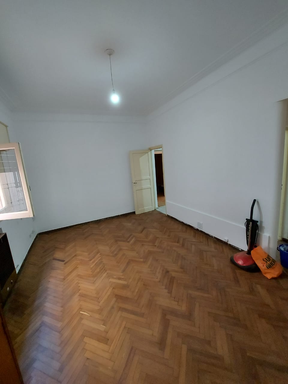 VENTA DEPTO PLANTA BAJA ZONA PATIO OLMOS - 1 DORM DE GRAN TAMAÑO CON PATIO - NO LO DEJES PASAR !