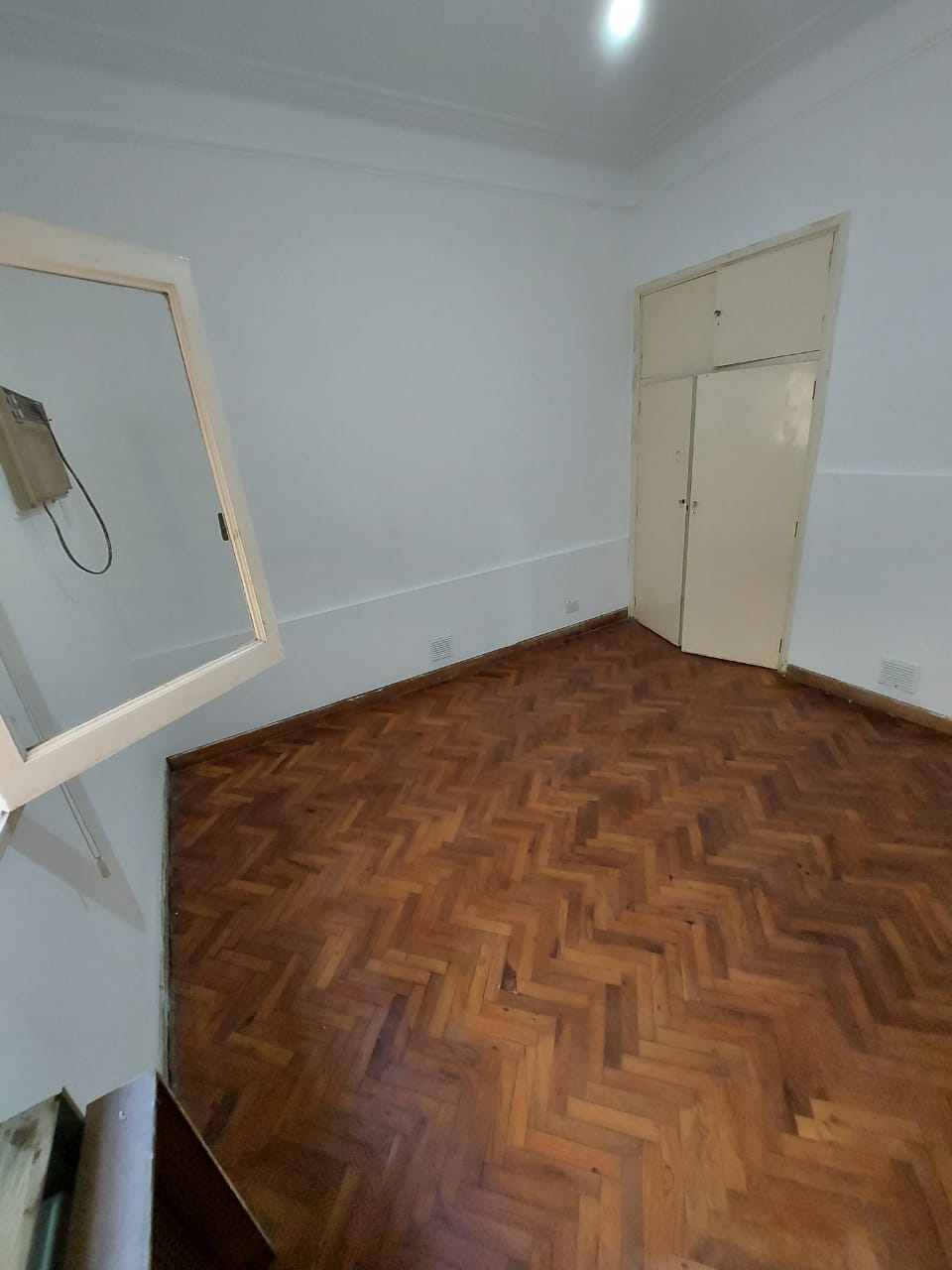 VENTA DEPTO PLANTA BAJA ZONA PATIO OLMOS - 1 DORM DE GRAN TAMAÑO CON PATIO - NO LO DEJES PASAR !