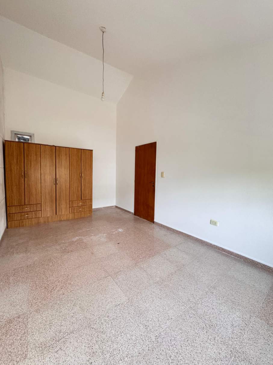 ALQUILER DUPLEX A METROS DE AV. SABATTINI - 2 DORM CON COCHERA Y  PATIO - VENI A VERLO!