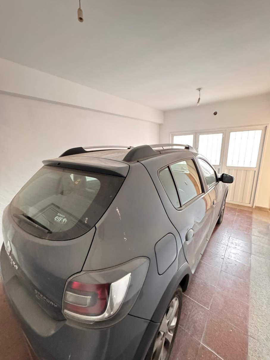 ALQUILER DUPLEX A METROS DE AV. SABATTINI - 2 DORM CON COCHERA Y  PATIO - VENI A VERLO!