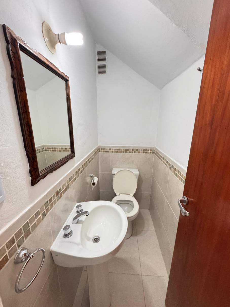 ALQUILER DUPLEX DE 2 DORMITORIOS  ESCRITORIO CON GARAGE Y PATIO ZONA - ORFEO SUPERDOMO - VENI A CONOCERLO!!!