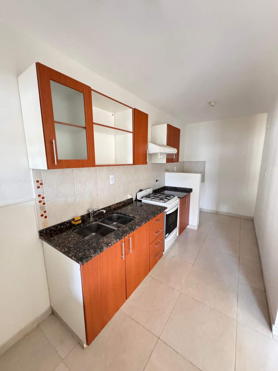 ALQUILER DUPLEX DE 2 DORMITORIOS  ESCRITORIO CON GARAGE Y PATIO ZONA - ORFEO SUPERDOMO - VENI A CONOCERLO!!!