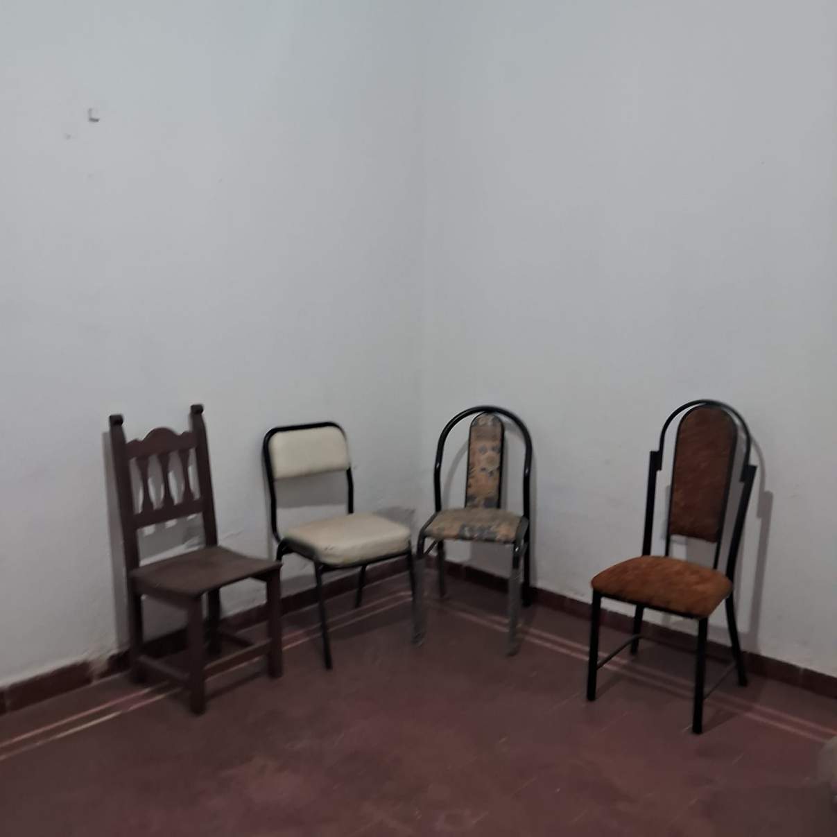 Casa de 2 dorm  Dpto en planta alta en Venta B Alberdi