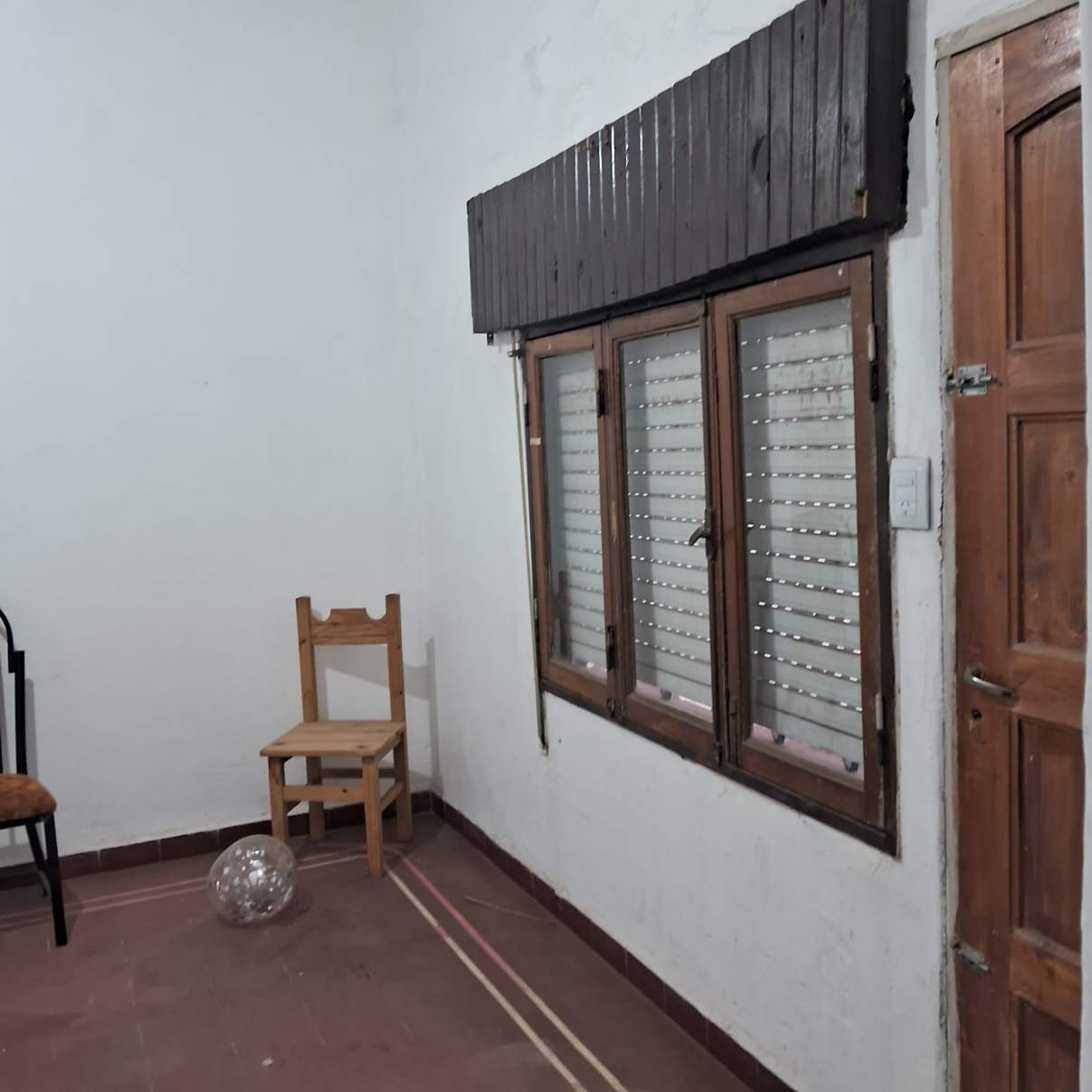 Casa de 2 dorm  Dpto en planta alta en Venta B Alberdi