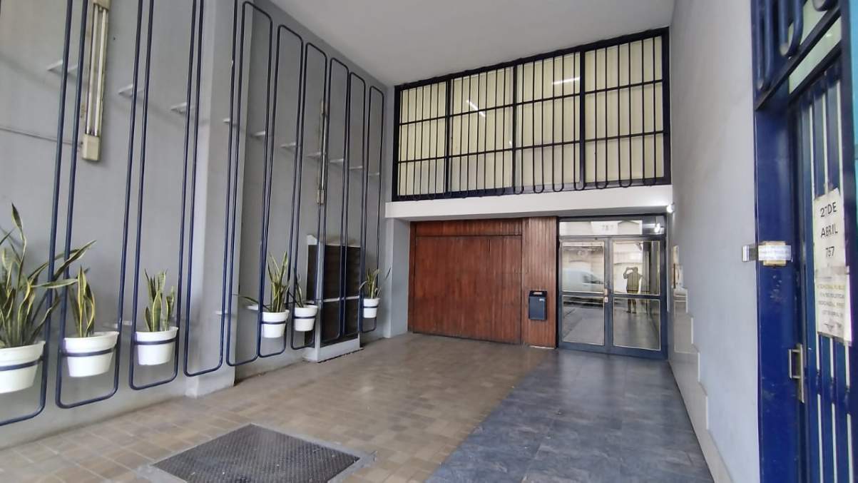 Se Vende Cómodo Dpto. 1 Dor. con Cocina Separada B Centro