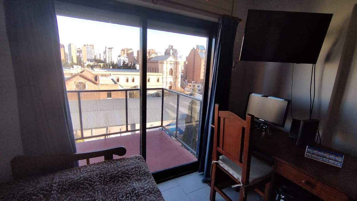 Se Vende Cómodo Dpto. 1 Dor. con Cocina Separada B Centro