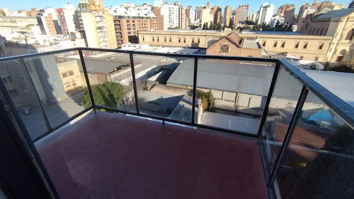 Se Vende Cómodo Dpto. 1 Dor. con Cocina Separada B Centro