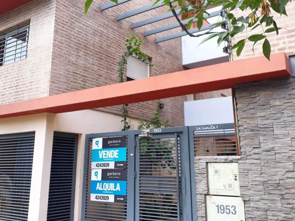 Mudate ahora a Alberdi! Duplex de 1 dormitorio con balcón!