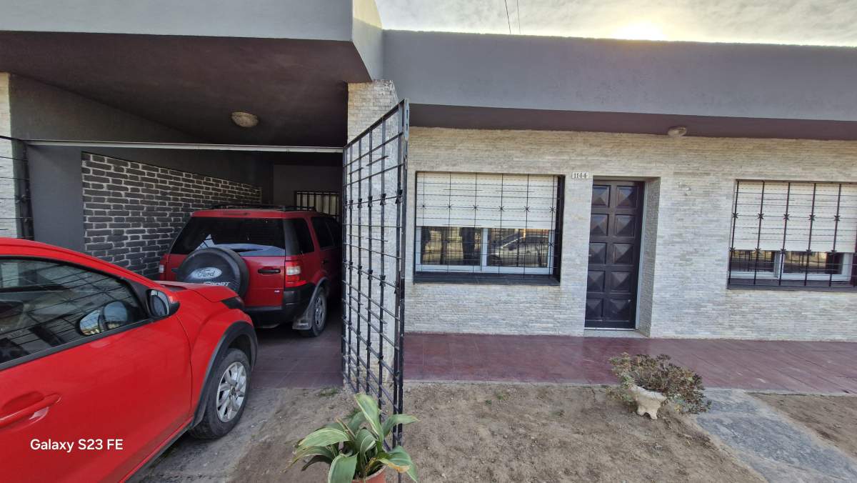Venta casa 3 dormitorios Zona Sur