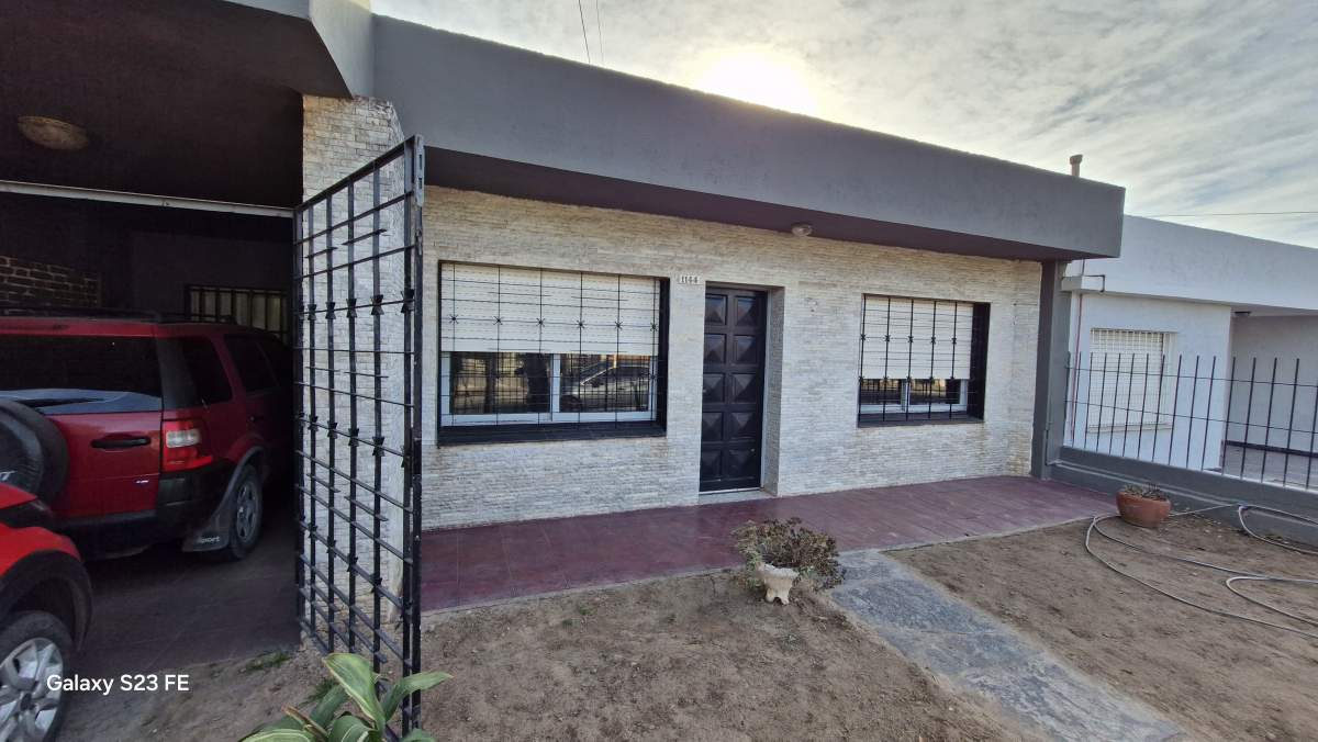 Venta casa 3 dormitorios Zona Sur