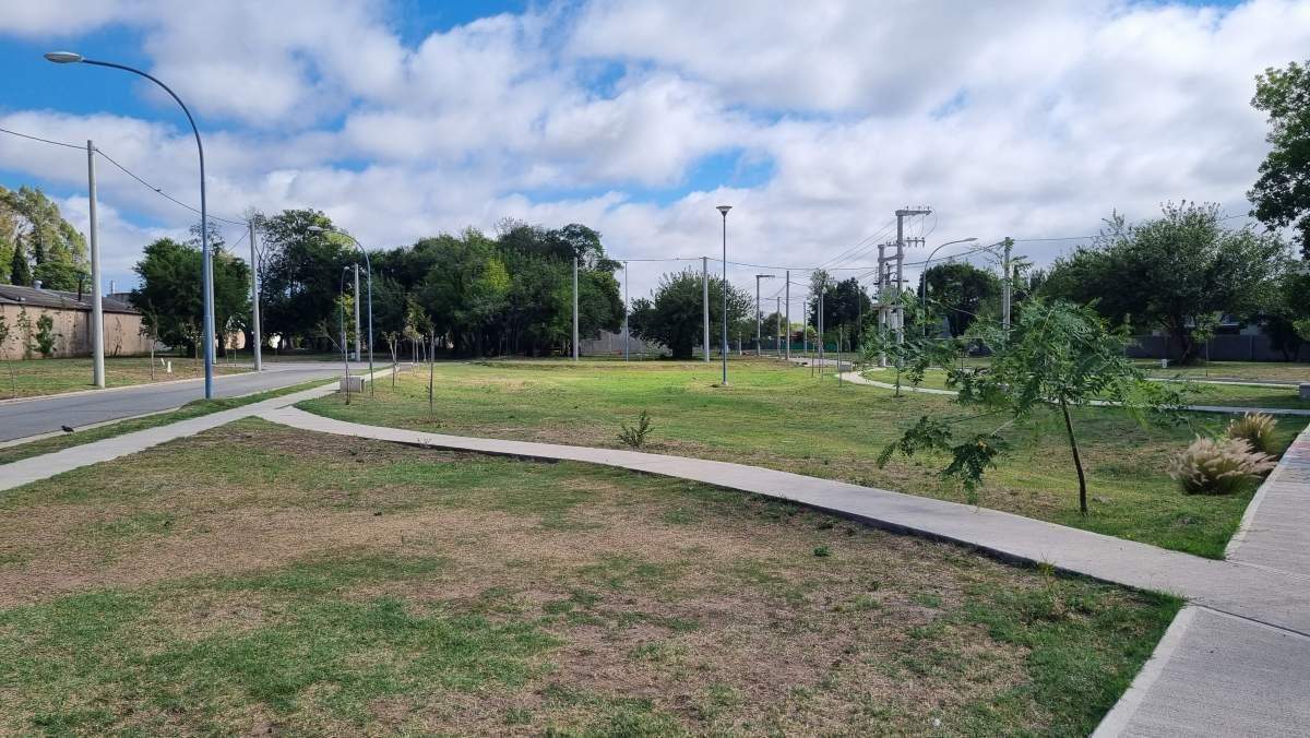 LOTES EN VENTA EN BARRIO JARDIN DE LAS TEJAS - ZONA SUR - CORDOBA