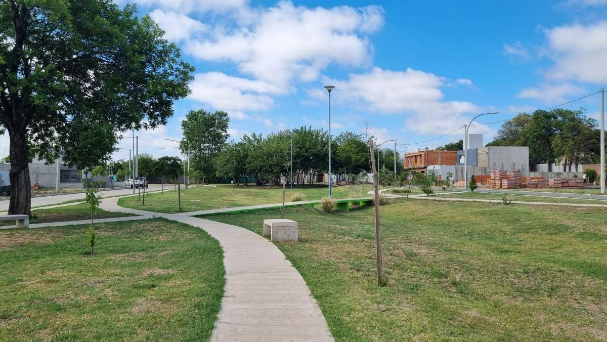 LOTES EN VENTA EN BARRIO JARDIN DE LAS TEJAS - ZONA SUR - CORDOBA