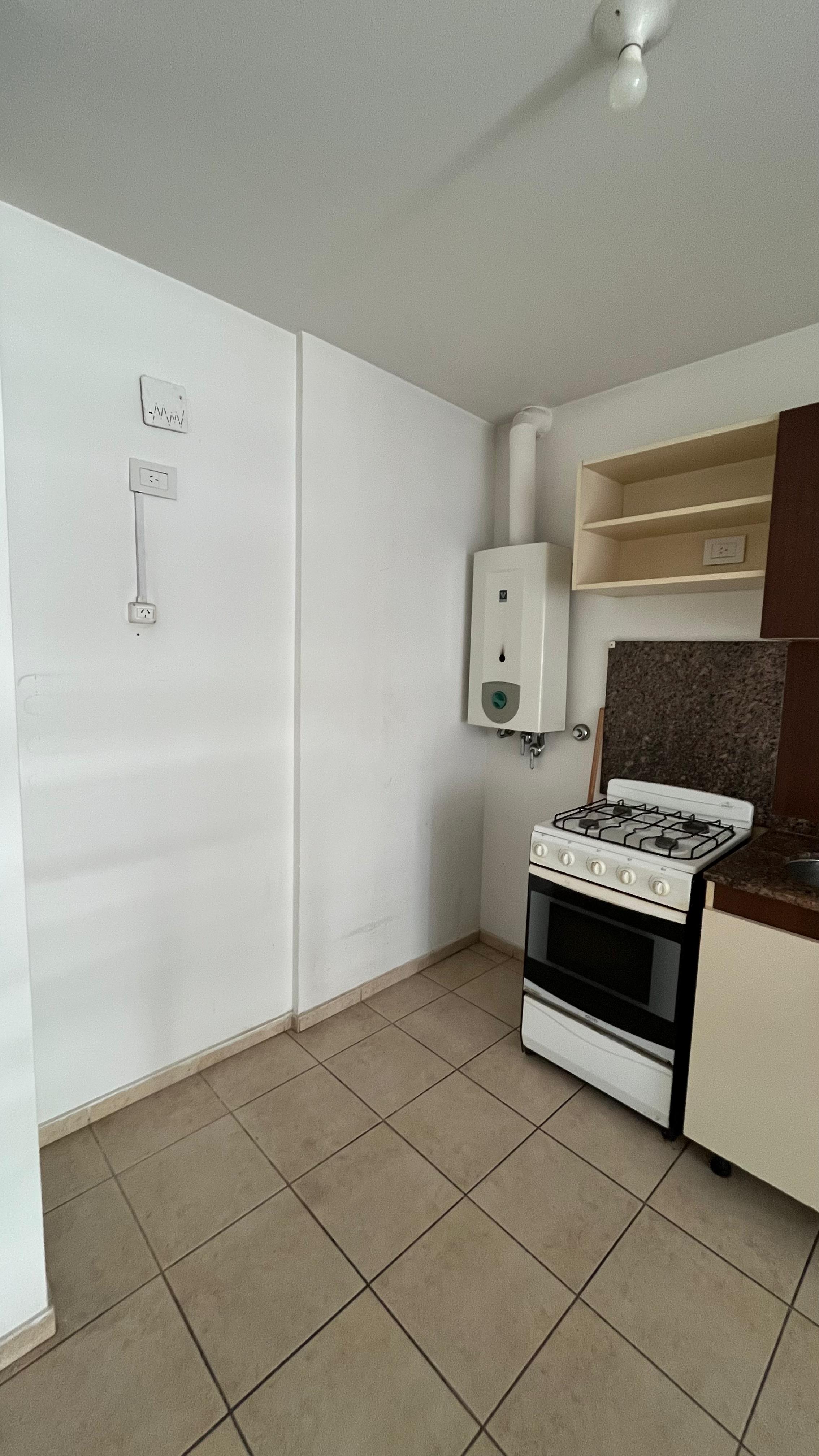 ALQUILO DEPARTAMENTO DE 1 DORMITORIO EN NUEVA CORDOBA BV. ILLIA 63 BALCÓN FRENTE UBICACIÓN PRIVILEGI