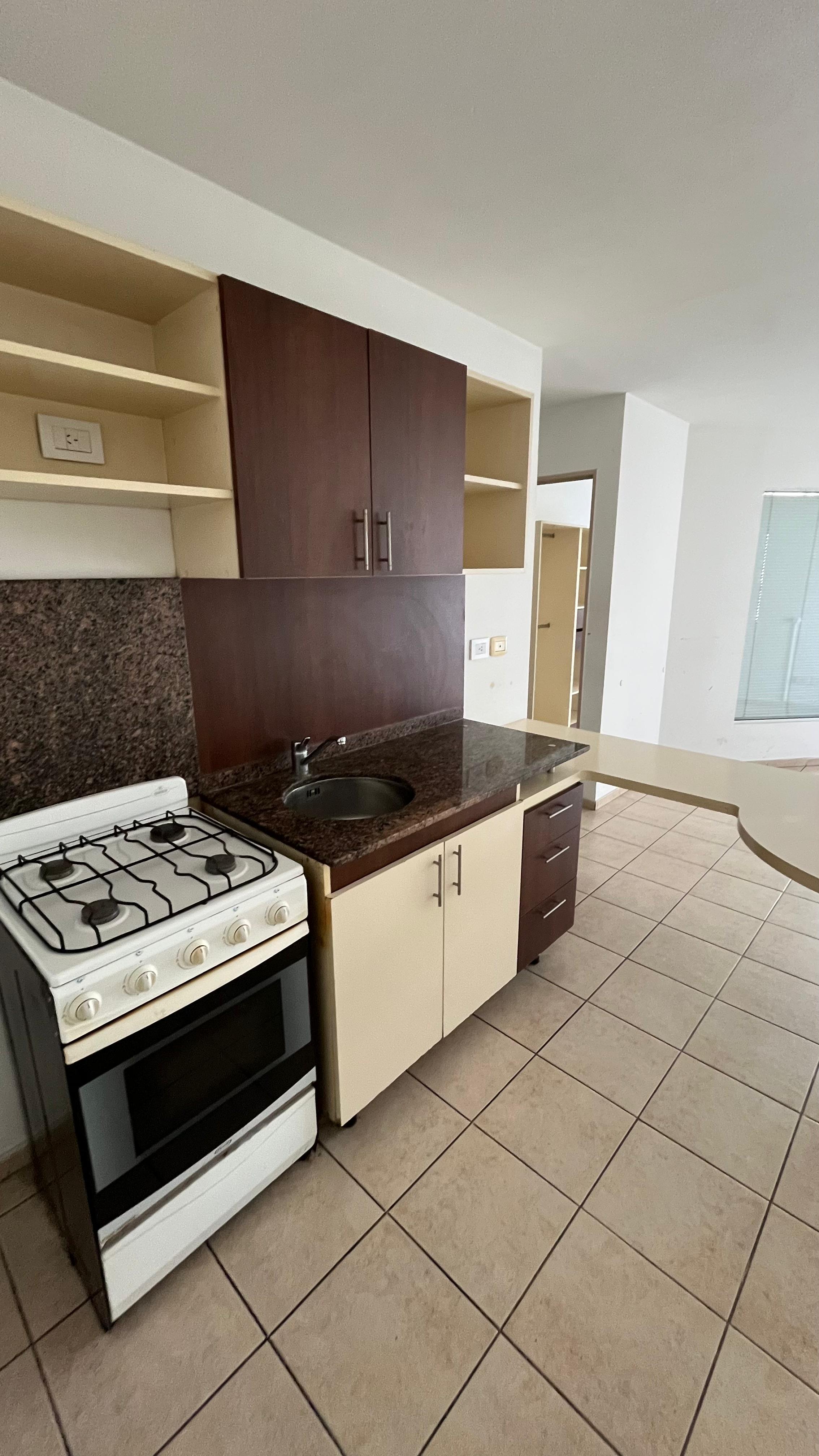 ALQUILO DEPARTAMENTO DE 1 DORMITORIO EN NUEVA CORDOBA BV. ILLIA 63 BALCÓN FRENTE UBICACIÓN PRIVILEGI