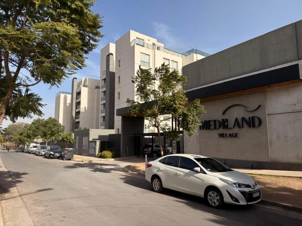 DEPARTAMENTO, Mediland Urca