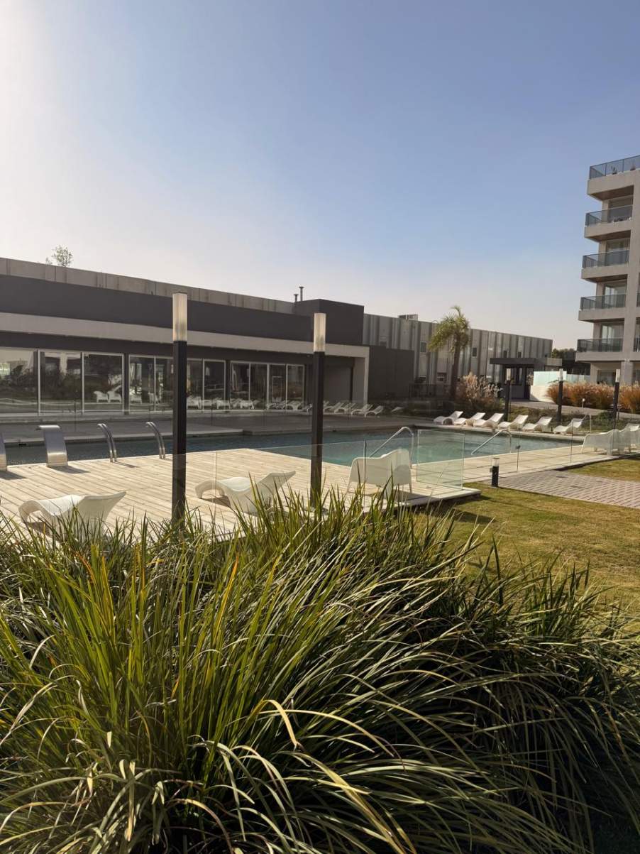 DEPARTAMENTO, Mediland Urca