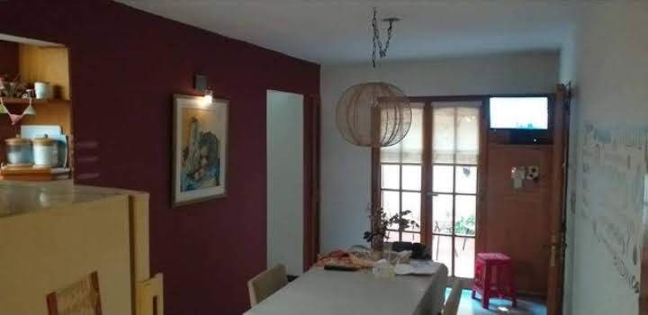 SE VENDE CASA EN ZONA MUJER URBANA