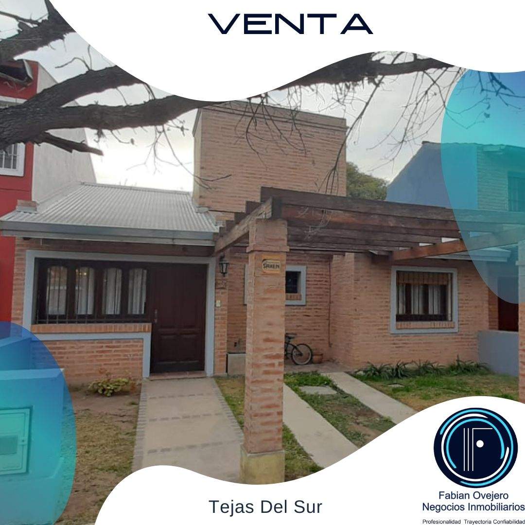 Venta Casa 3 Dorm.- Bº Tejas del Sur - Córdoba