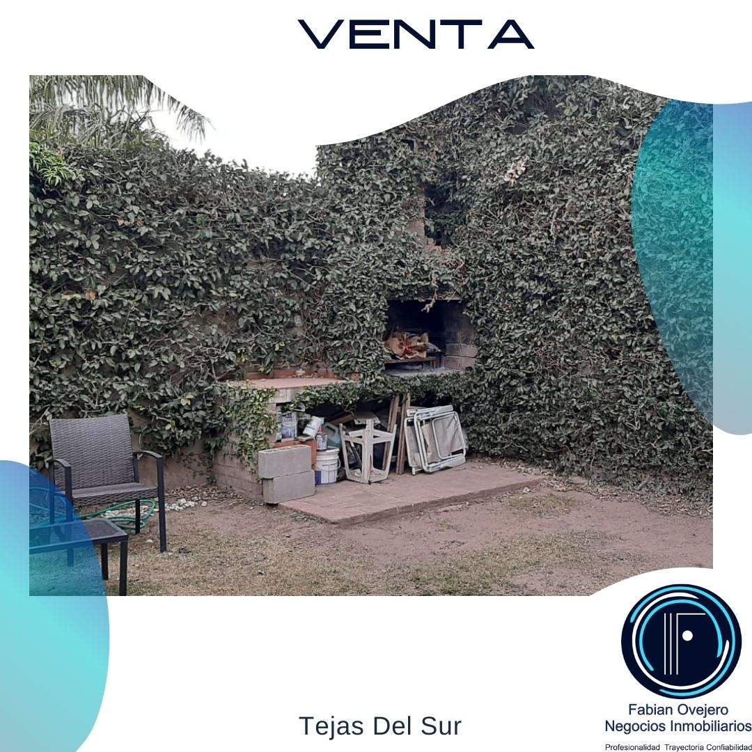 Venta Casa 3 Dorm.- Bº Tejas del Sur - Córdoba