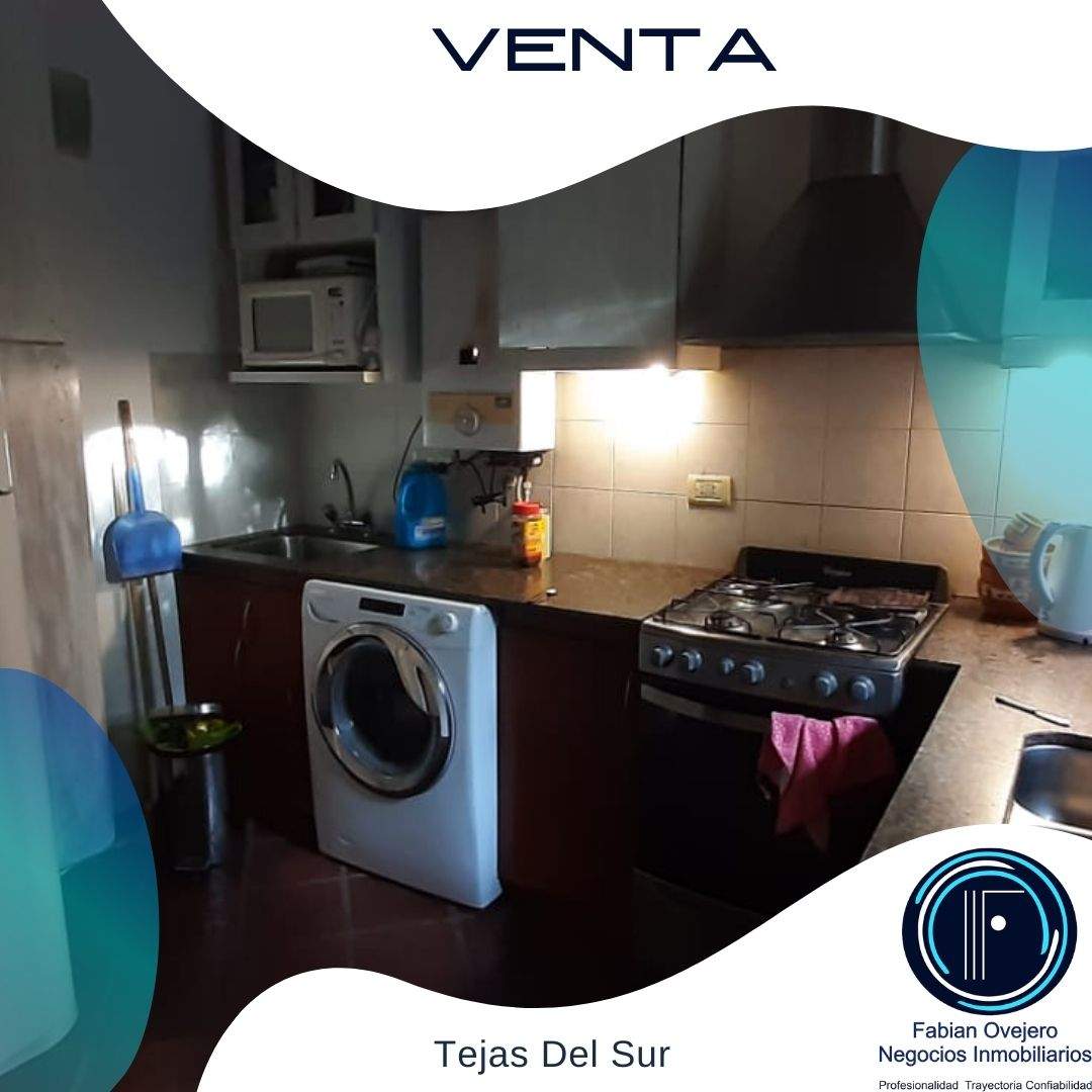 Venta Casa 3 Dorm.- Bº Tejas del Sur - Córdoba