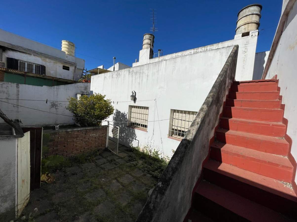 Casa de 4 dormitorios en barrio Crisol Sud