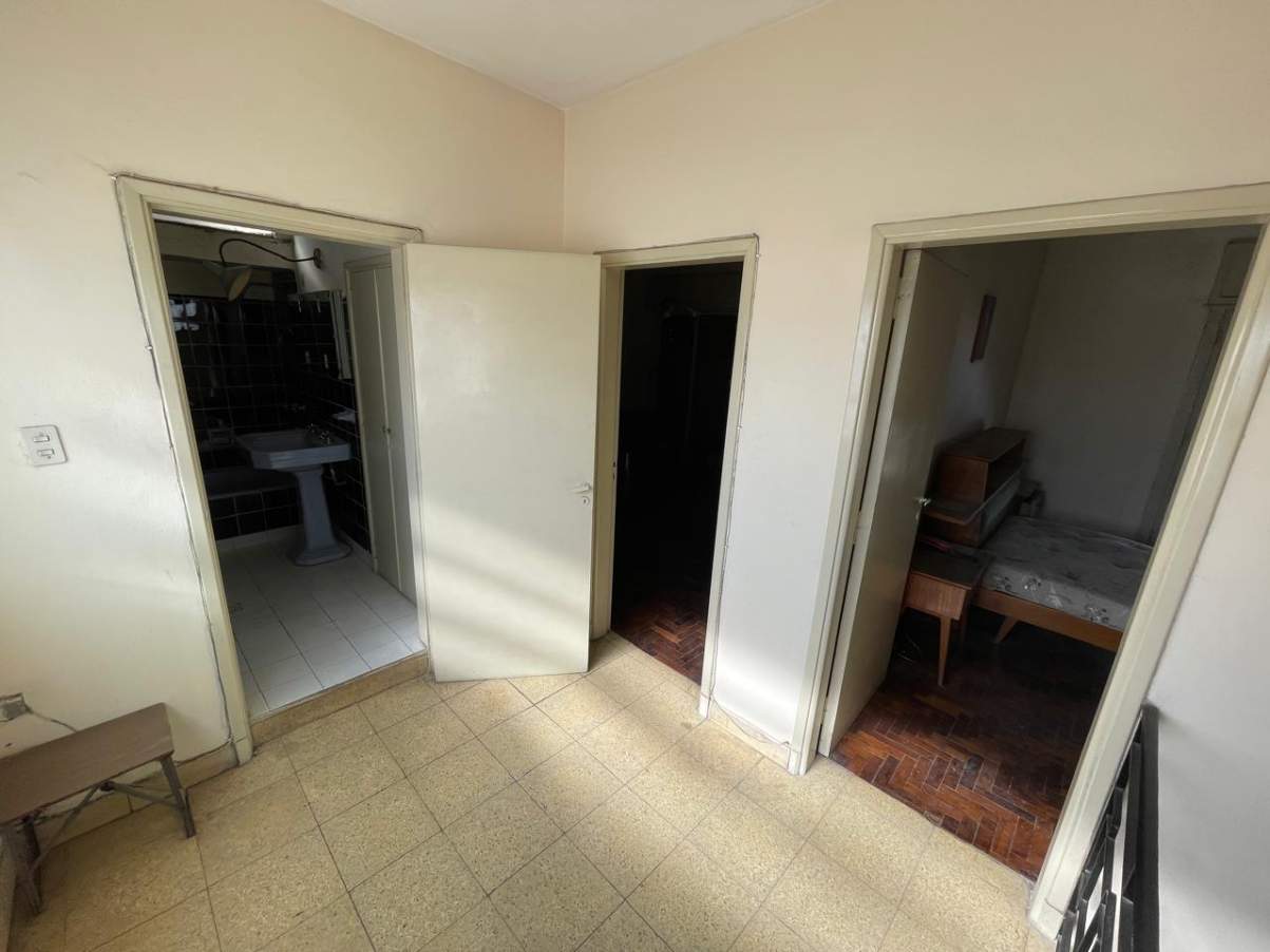 Casa de 4 dormitorios en barrio Crisol Sud