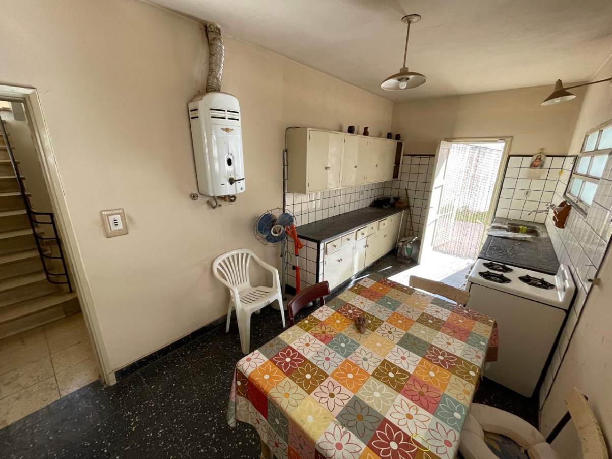 Casa de 4 dormitorios en barrio Crisol Sud