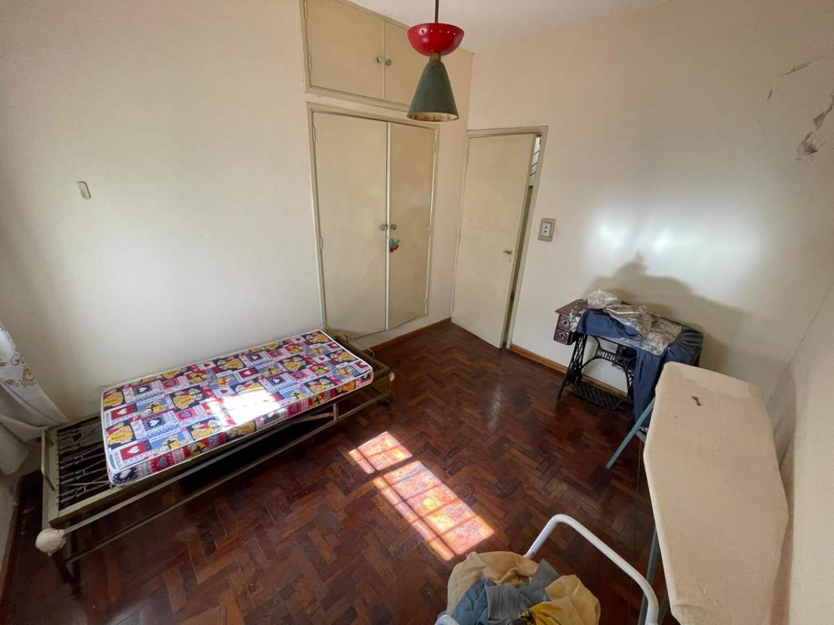 Casa de 4 dormitorios en barrio Crisol Sud