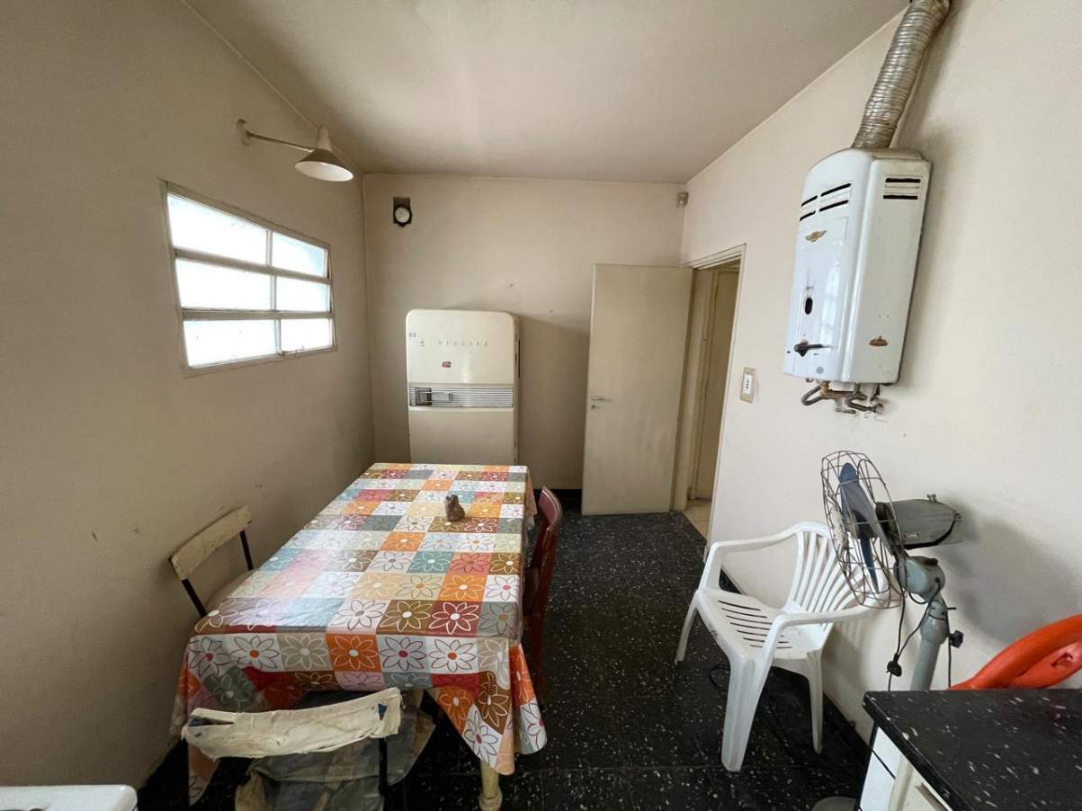 Casa de 4 dormitorios en barrio Crisol Sud