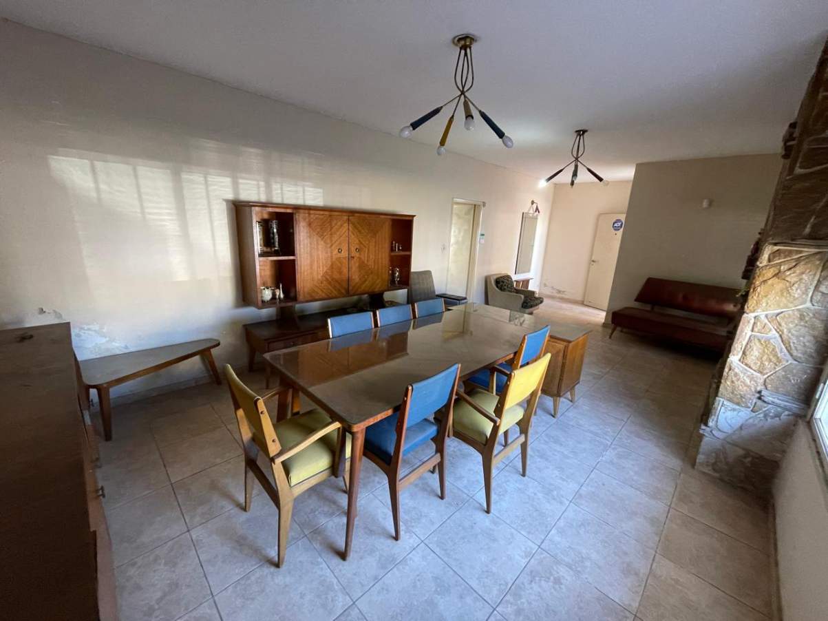 Casa de 4 dormitorios en barrio Crisol Sud