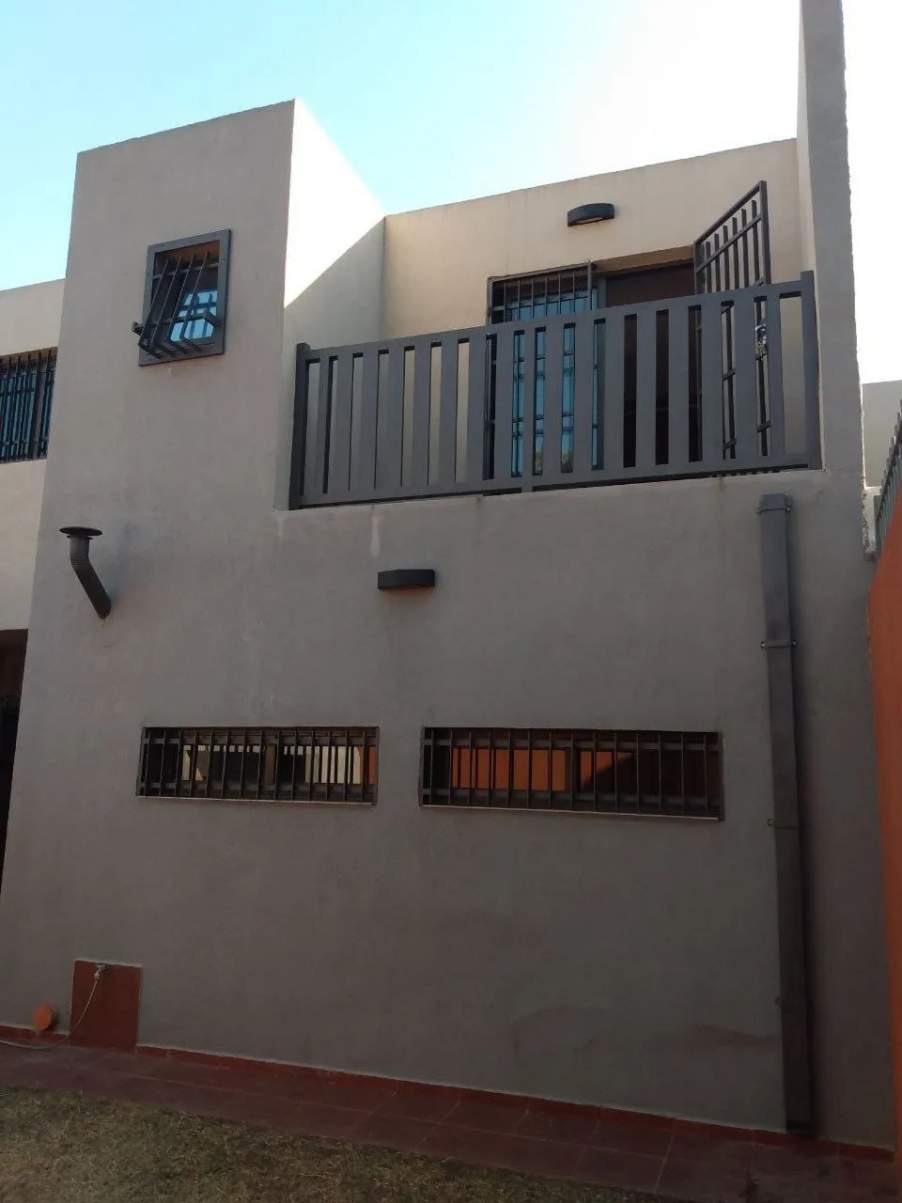 Alq. Casa c3 dorm B Villa Belgrano