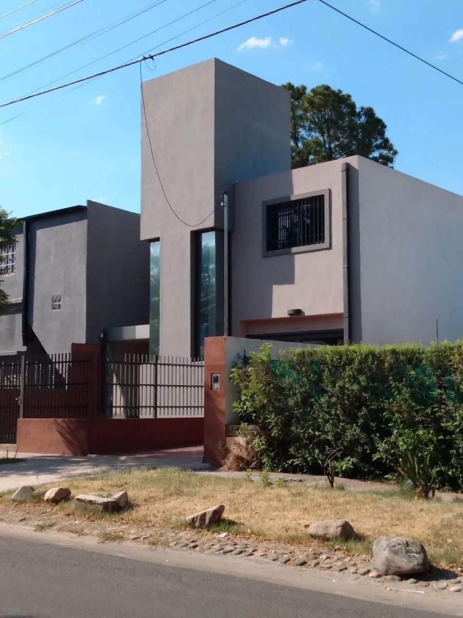 Alq. Casa c3 dorm B Villa Belgrano