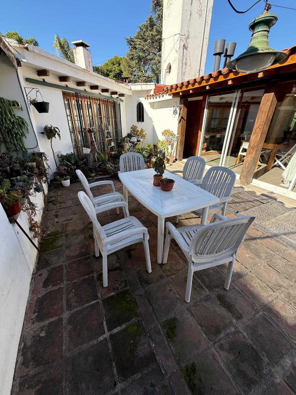 Villa Belgrano casa zona central 1750m2 terreno 370m2 cubiertos