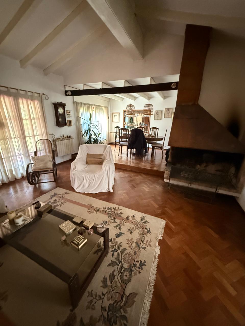 Villa Belgrano casa zona central 1750m2 terreno 370m2 cubiertos