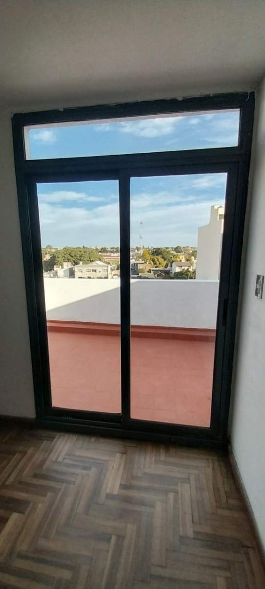 ALQUILER DE DUPLEX EN AV DUARTES QUIROS