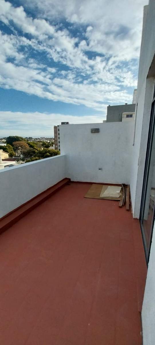 ALQUILER DE DUPLEX EN AV DUARTES QUIROS