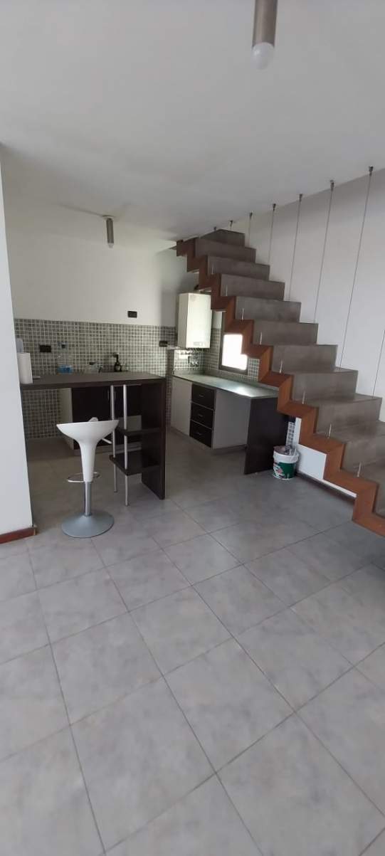ALQUILER DE DUPLEX EN AV DUARTES QUIROS