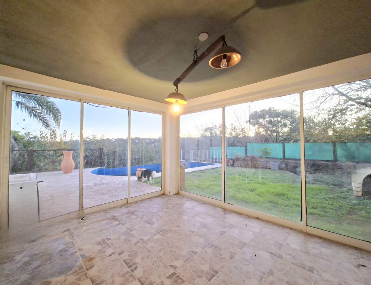 VENTA CASA 3 DORM COCHERA Y PILETA MENDIOLAZA