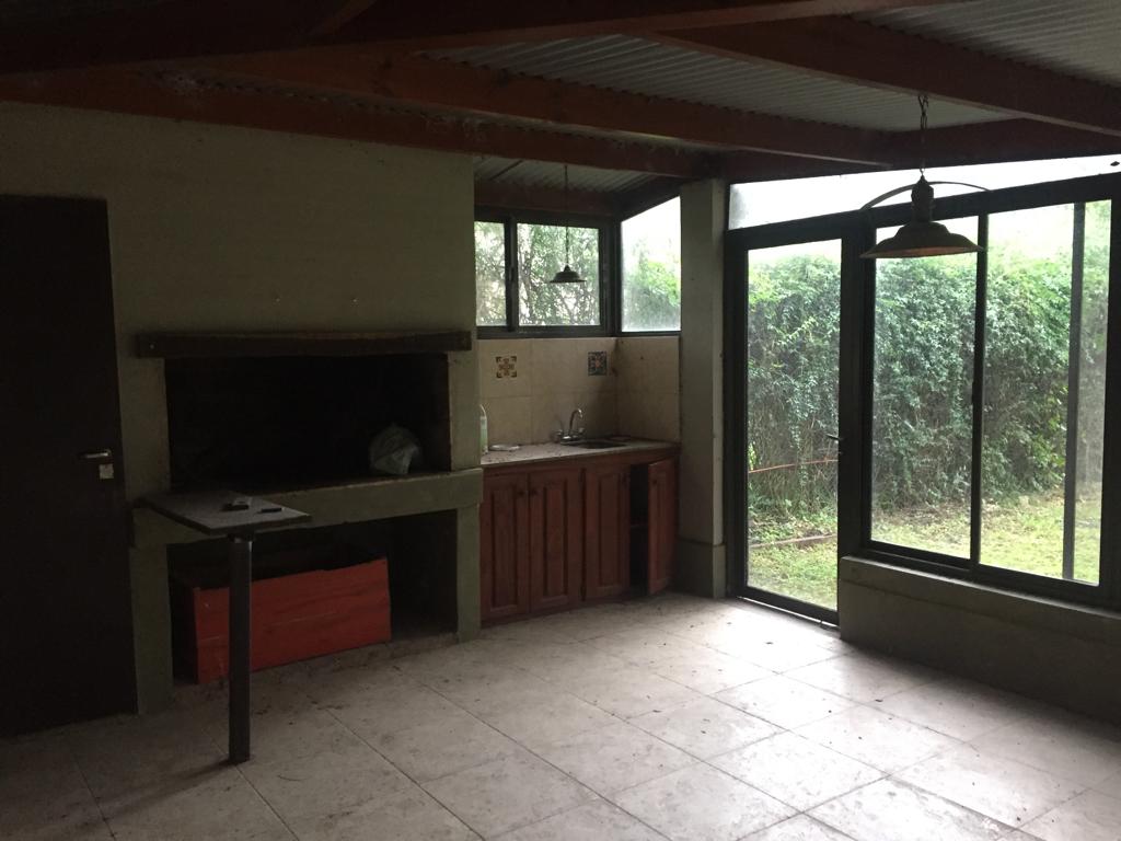 ALQUILER CASA 4 DORMITORIOS  MENDIOLAZA GOLF