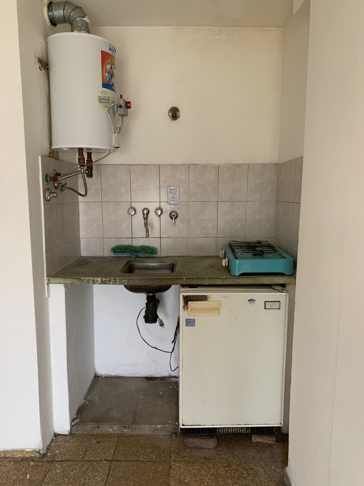 MONOAMBIENTE EN ALQUILER B ALBERDI CON TERRAZA