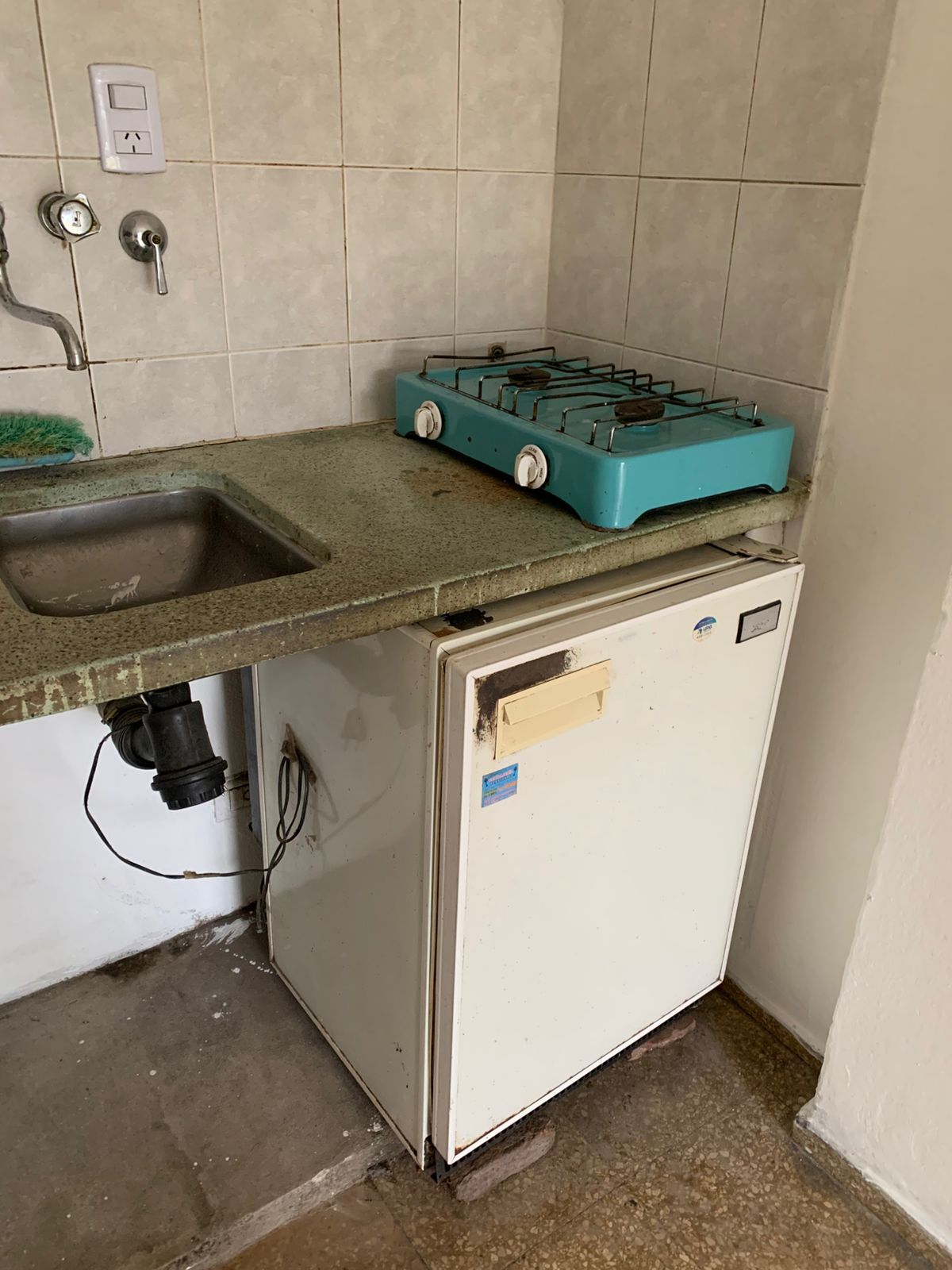 MONOAMBIENTE EN ALQUILER B ALBERDI CON TERRAZA