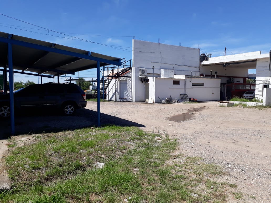 VENTA DE IMPORTANTE PREDIO 4 LOTES CON ESTACION DE SERVICIO SOBRE RUTA NAC N9 465KM, B ENSANCHE OESTE, LEONES , DEPTO MARCOS JUAREZ