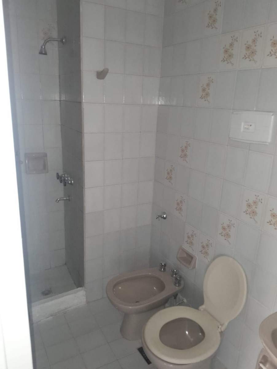 DEPARTAMENTO EN ALQUILER 1 DORMITORIO CON BALCON, A UNA CUADRA DEL PATIO OLMOS