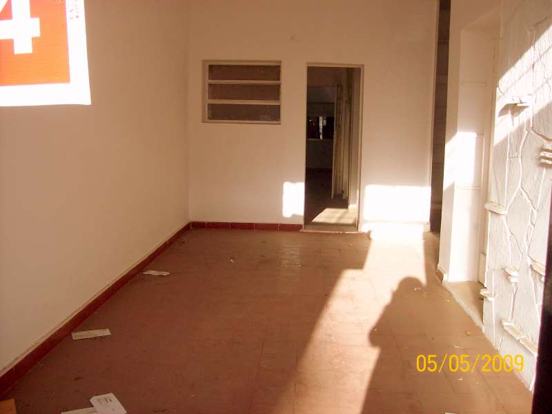 CASA EN ALQUILER SOBRE AV. SABATTINI 4386 DE 3 DORM CLOCAL Y GARAGE