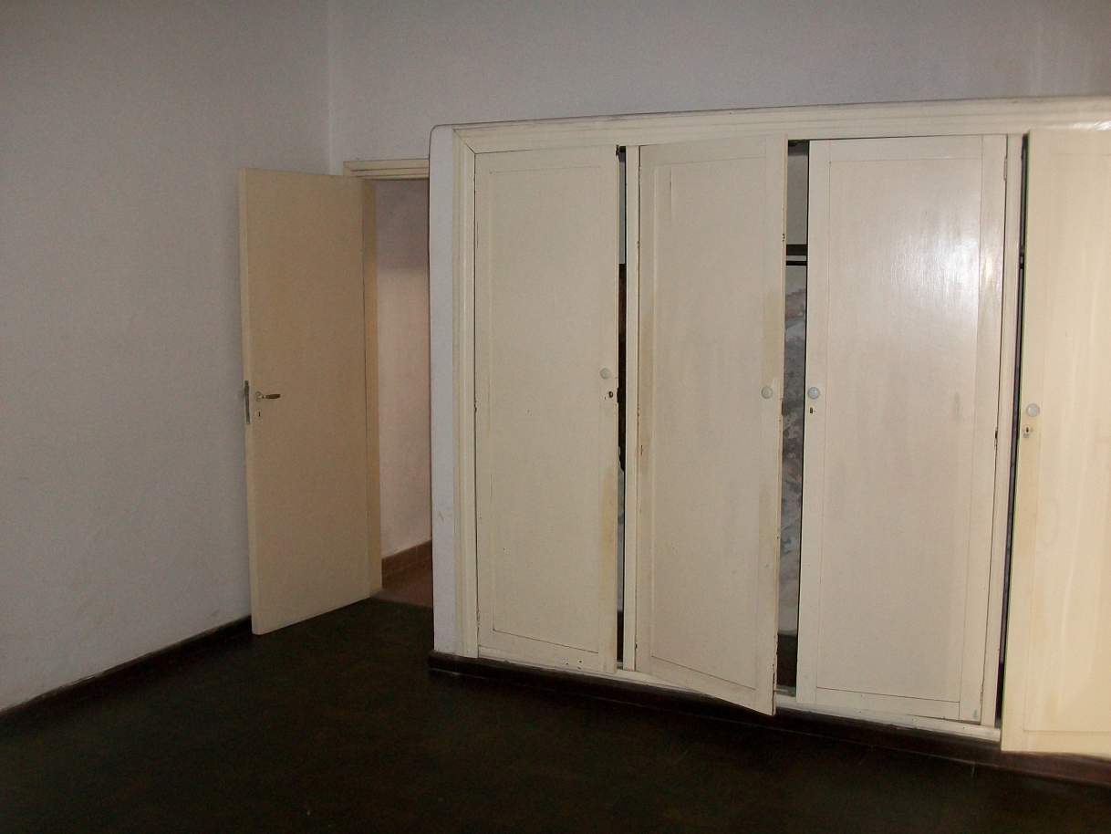 CASA EN ALQUILER SOBRE AV. SABATTINI 4386 DE 3 DORM CLOCAL Y GARAGE