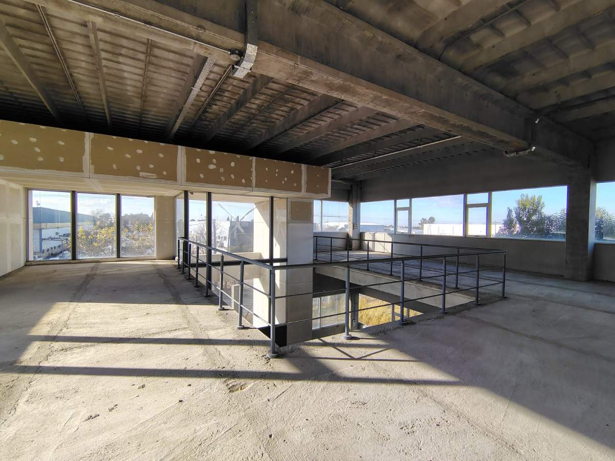 Edificio corporativo zona Norte .