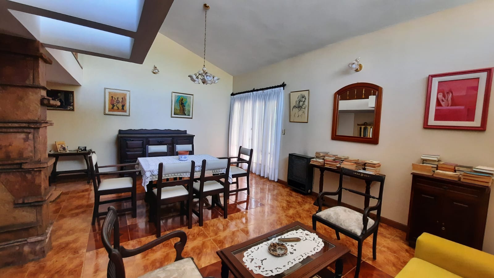 Venta. casa 3 dorm, B Marques, a mts de Monseñor