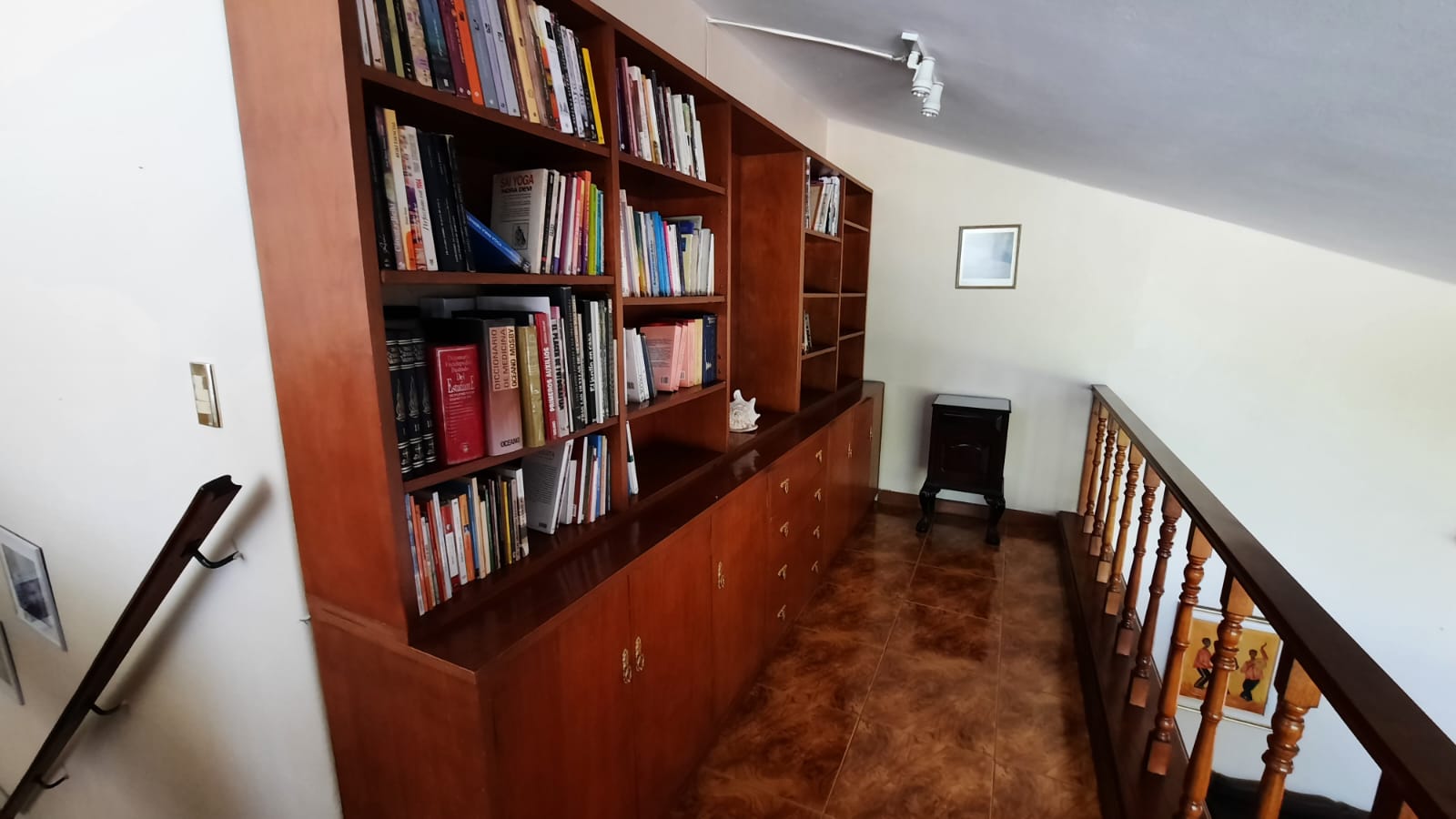 Venta. casa 3 dorm, B Marques, a mts de Monseñor